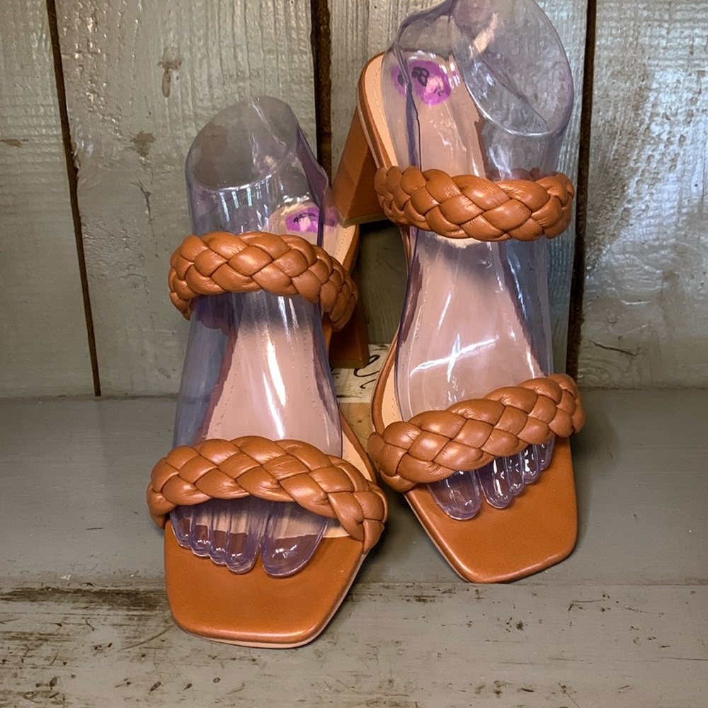 Dunes Chunky Heel Sandals - Picture 1 of 8